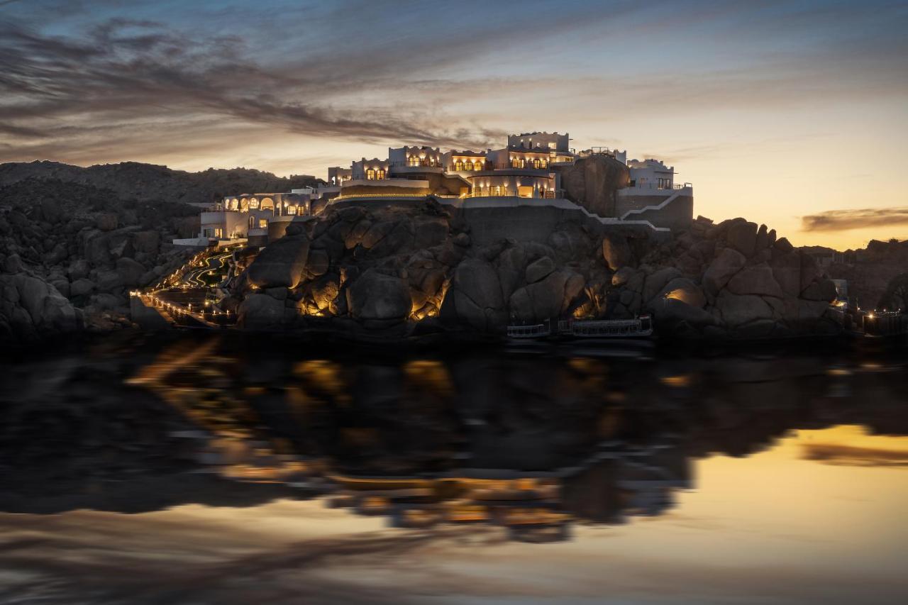 Benben By Dhara Hotels - Adults Only Ασουάν Εξωτερικό φωτογραφία The fort at night